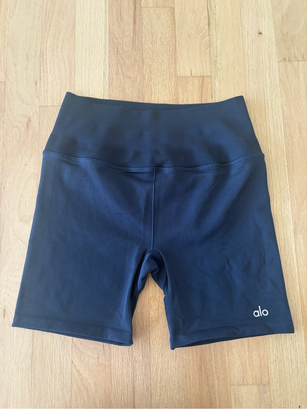 Alo Yoga Navy Seamless Ribbed Set - Picture 2 of 12
